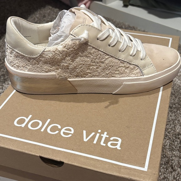 Dolce Vita Shoes - Dolce Vita Women's Beige Floral Sneakers